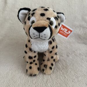 Wild Republic Cheetah Cub Plush Realistic Zoo 10" Stuffed Animal Toy